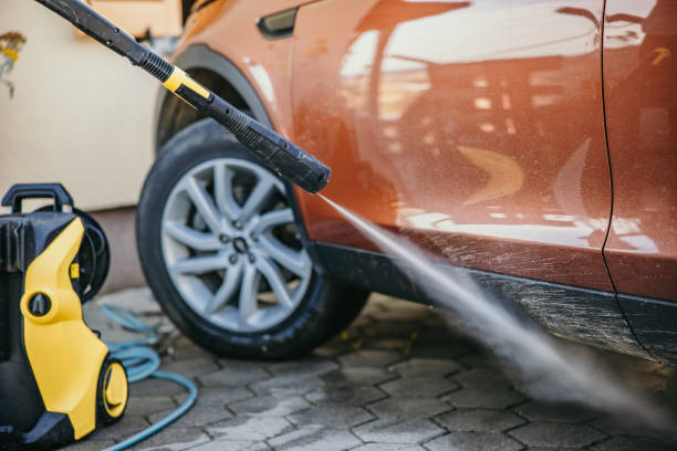 Why Choose Our Certified Pressure Washing Experts for Your Project Needs in Oakleaf Plantation, FL?